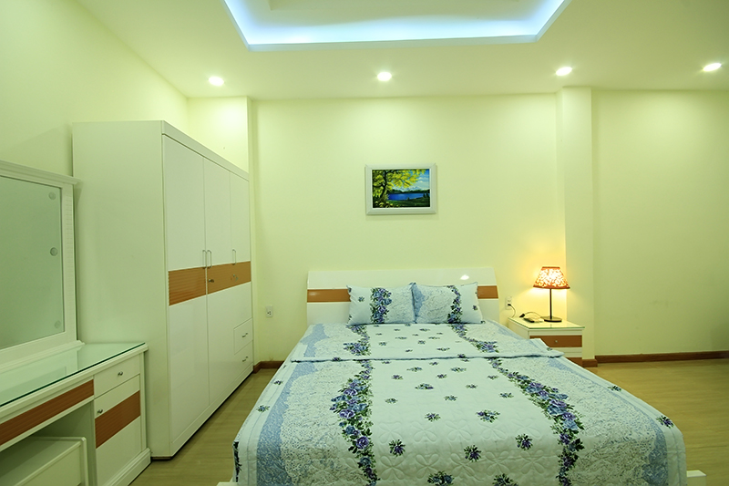 1503-0903 bedrooms are furnished in harmony and elegance
