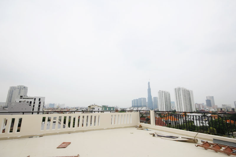 06041247 Serviced apartment for rent in District 2 with terrace view to Bitexco Building District 1